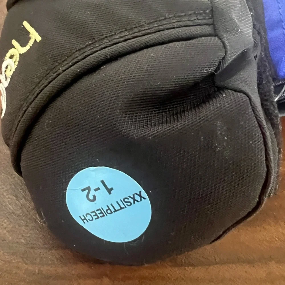 Head Black and Blue Winter Gloves size XXS/T